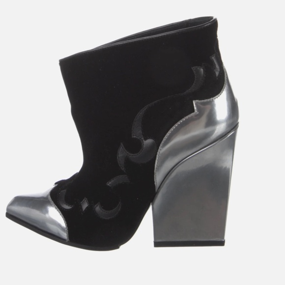 Sergio Rossi Shoes - SERGIO ROSSI Women's Leather Stretch High Heels BOOTS 5 1/2❤️$1384 Italy